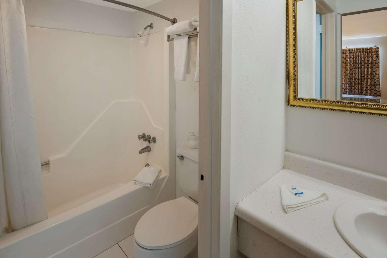 Rodeway 3* Brazil